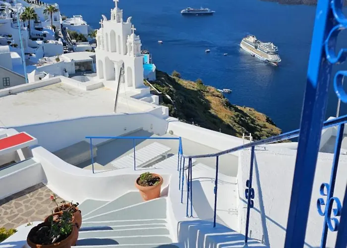 بيت للعطل Cactus Cave House On The Caldera