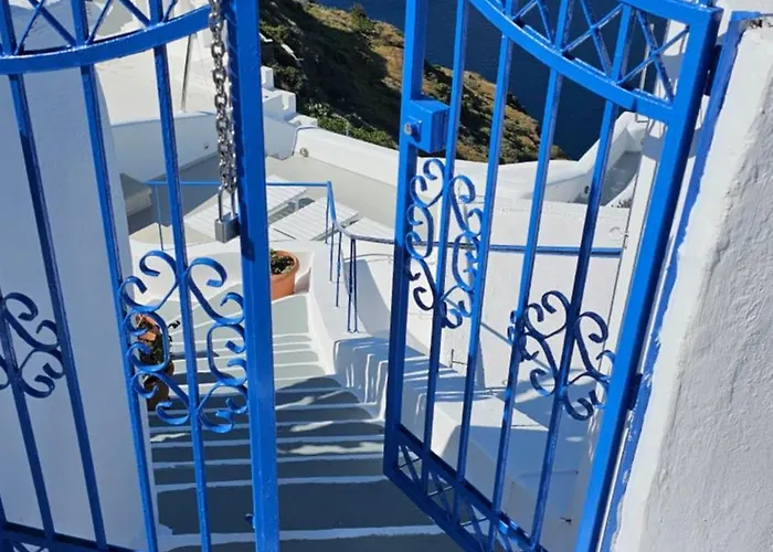 Cactus Cave House On The Caldera بيت للعطل فِروستيفاني