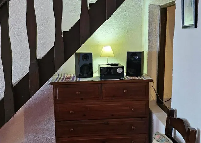 Cactus Cave House On The Caldera فِروستيفاني