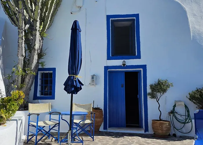 Cactus Cave House On The Caldera بيت للعطل