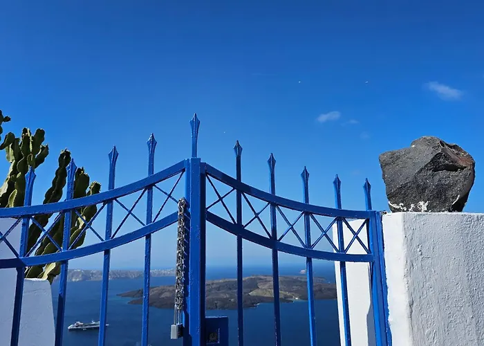 Cactus Cave House On The Caldera بيت للعطل فِروستيفاني